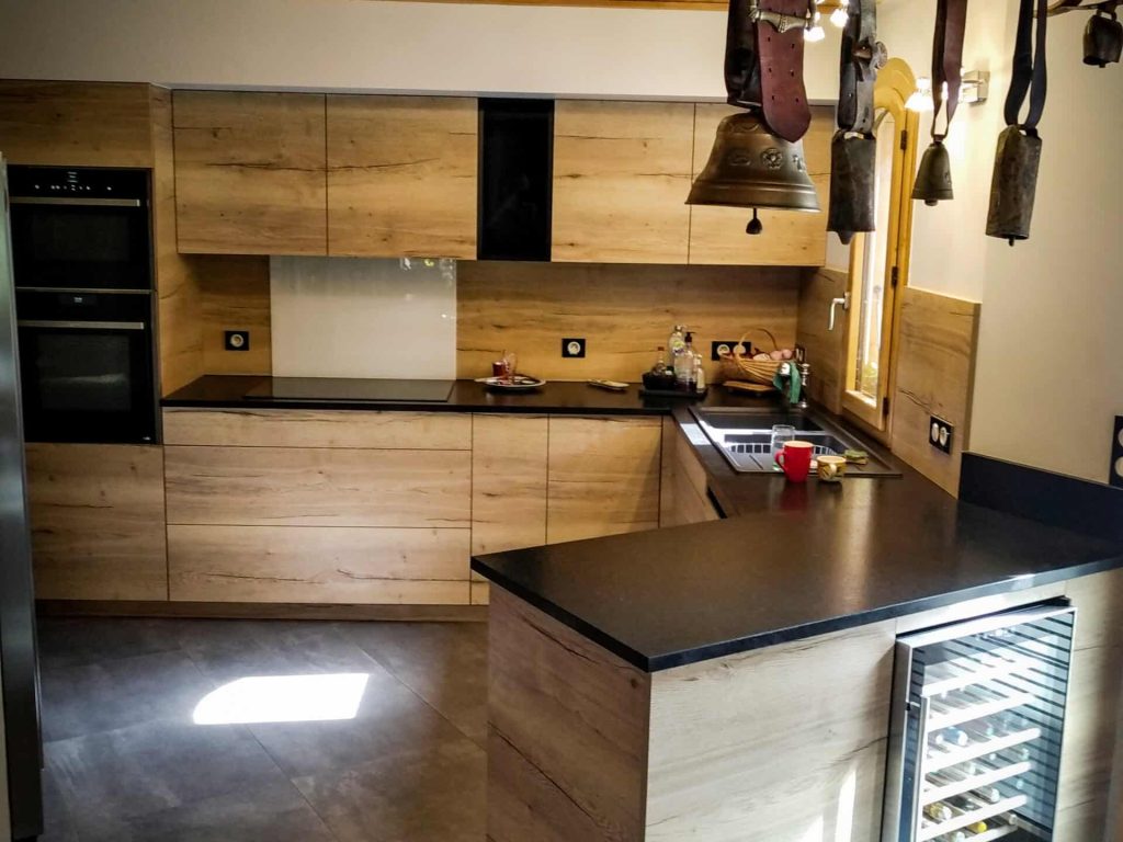 cuisine_moderne_rustique_bois